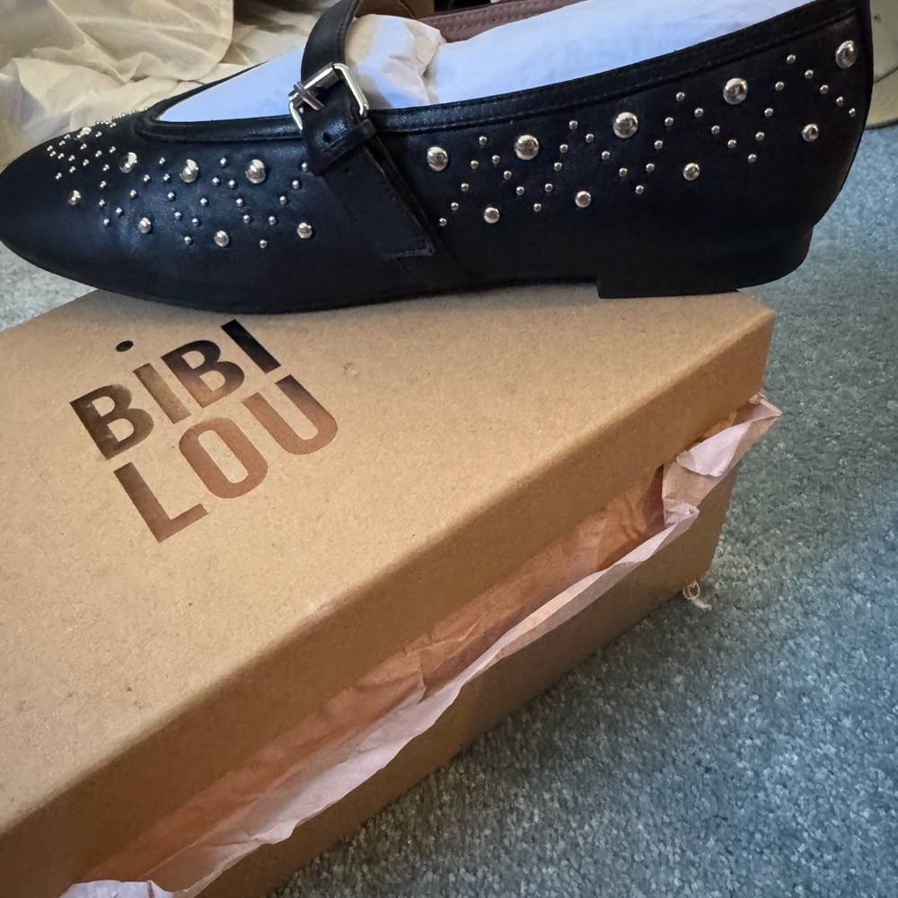 Anthropology Bibi Lou Studded Leather Mary Jane Flats size 10 - Picture 7 of 7